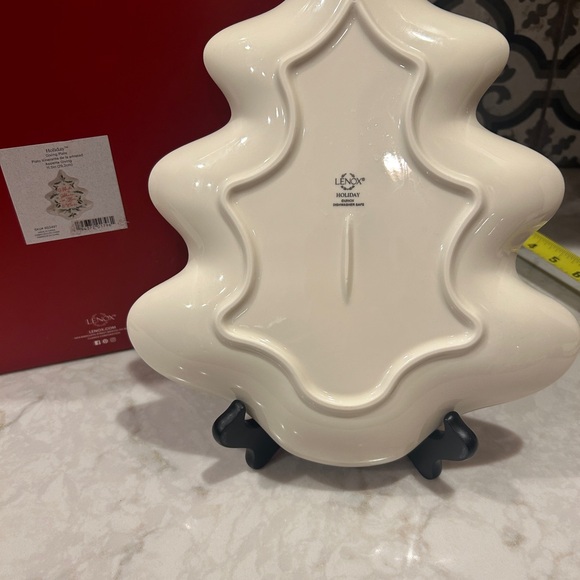 NIB- NEW IN BOX- LENOX “GIVING TREE” PLATE-LARGE - Picture 4 of 12